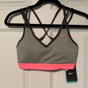 NWT Gray Nike Sports Bra M